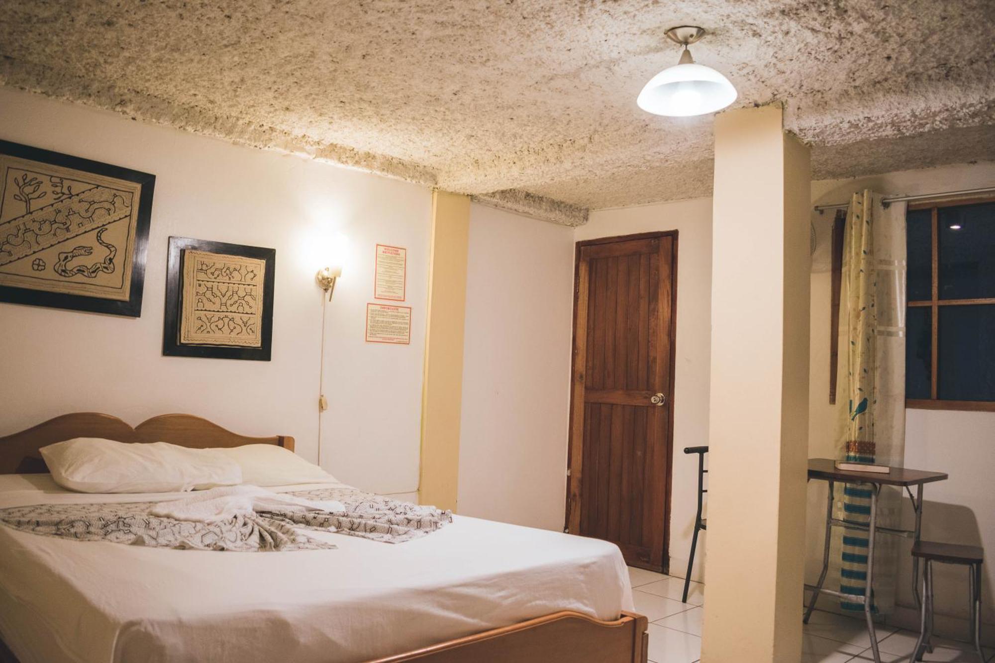 Hotel La Casona איקיטוס מראה חיצוני תמונה