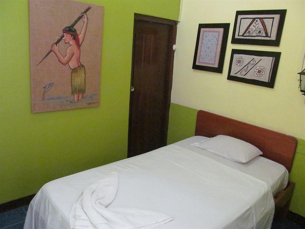 Hotel La Casona איקיטוס מראה חיצוני תמונה