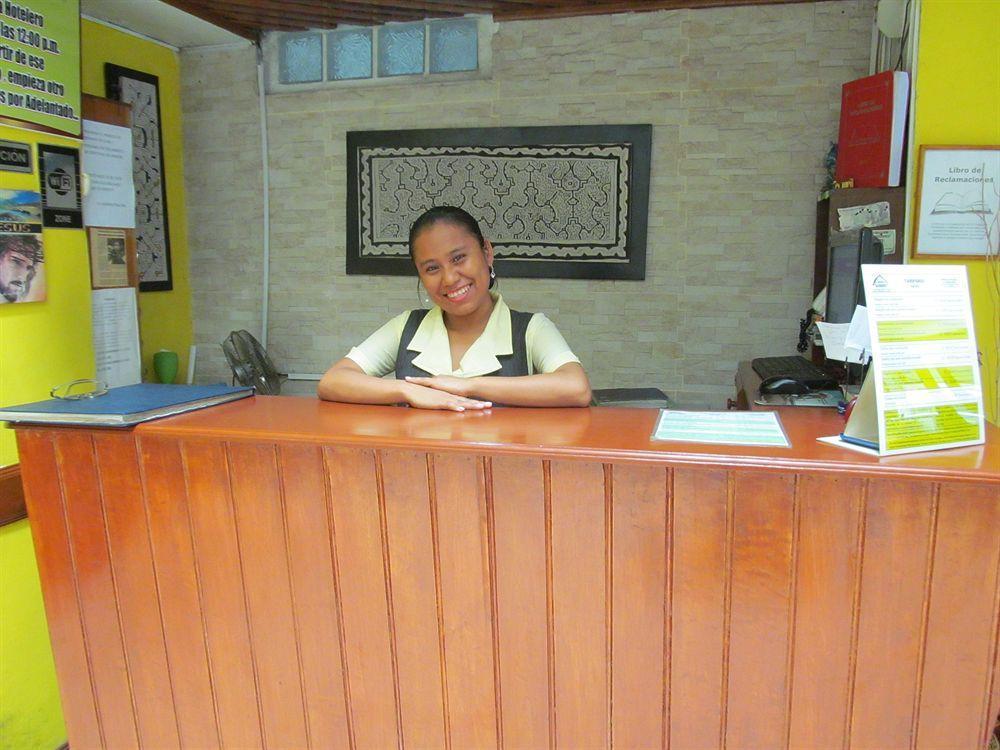 Hotel La Casona איקיטוס מראה חיצוני תמונה