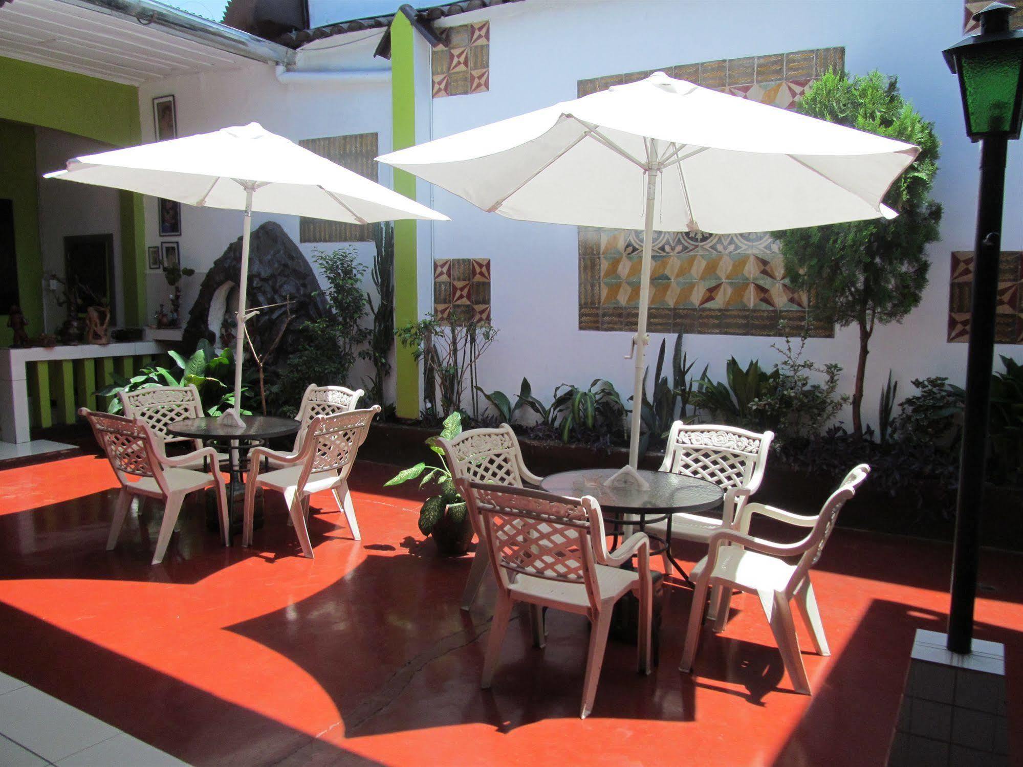 Hotel La Casona איקיטוס מראה חיצוני תמונה