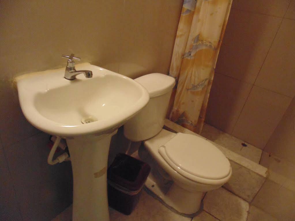 Hotel La Casona איקיטוס מראה חיצוני תמונה